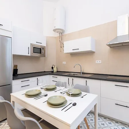 Appartamento Modern Spacious Palace -1bedroom-center